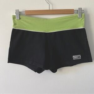 3/$30💚Roots Active black shorty booty shorts size medium